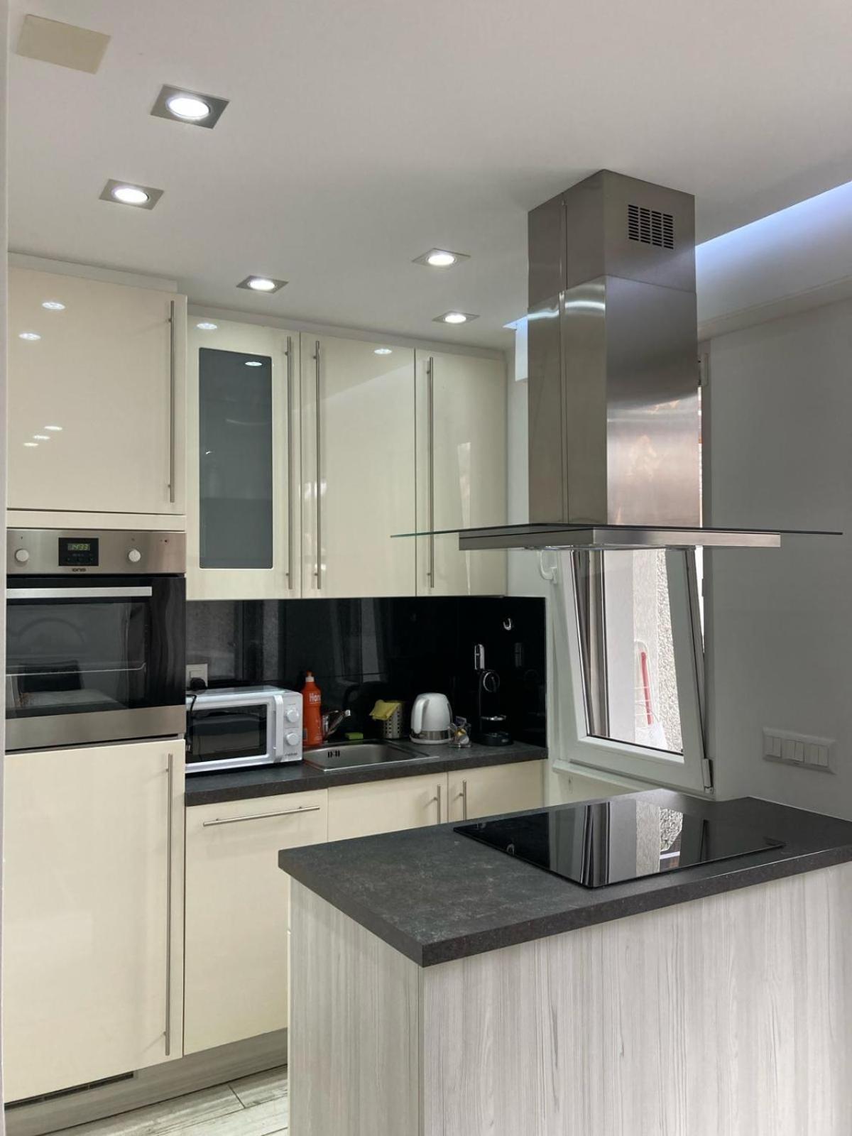 Flaminia Wohnung 15 - Best View And Free Parking! Лойкербад Екстериор снимка