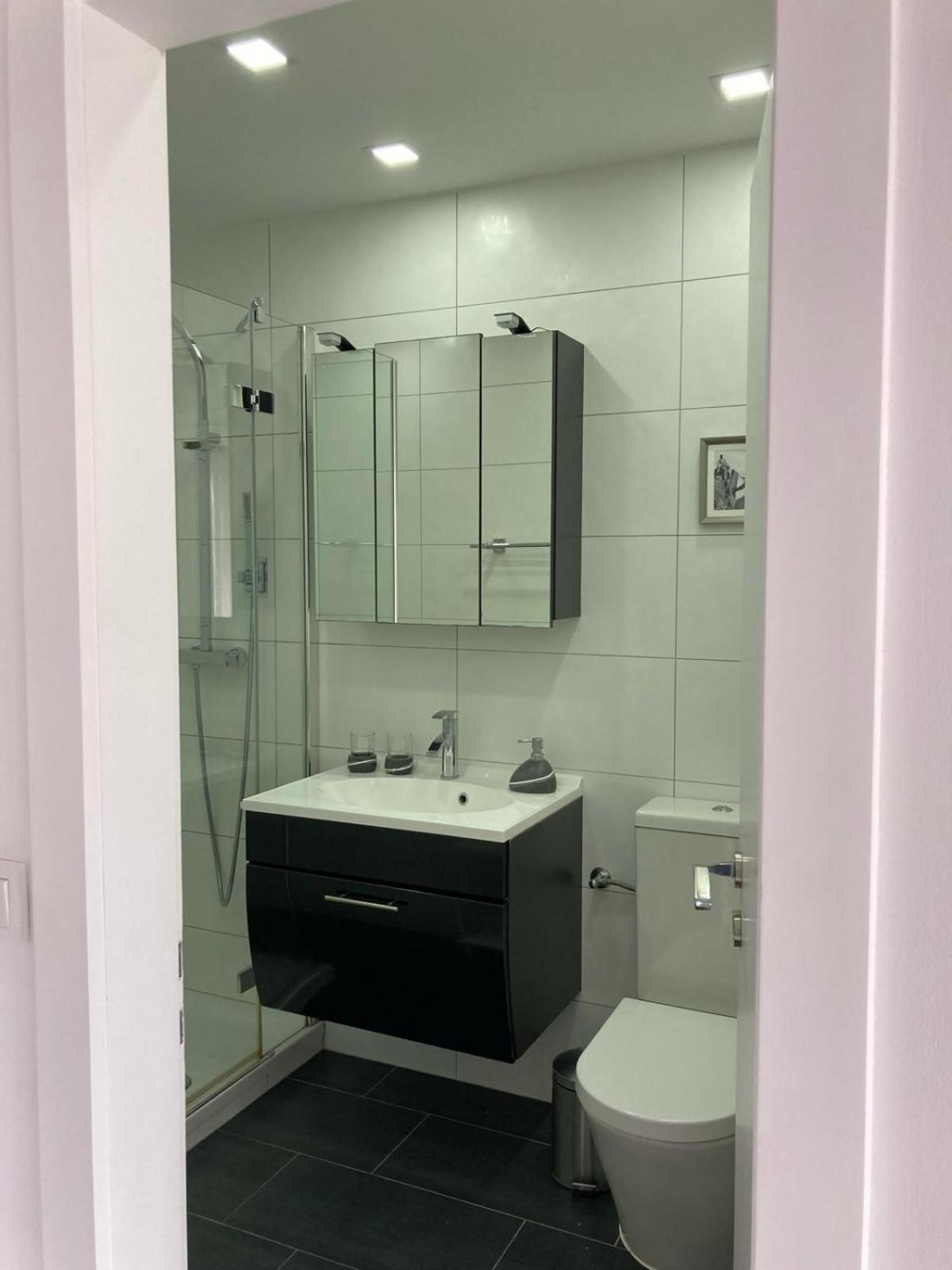 Flaminia Wohnung 15 - Best View And Free Parking! Лойкербад Екстериор снимка